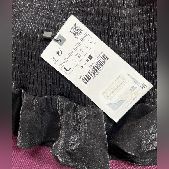 ZARA Stunning & Shimmering Crop Front Tie-Up Top, with smocking & Ruffled Hem❣️ - Picture 4 of 14